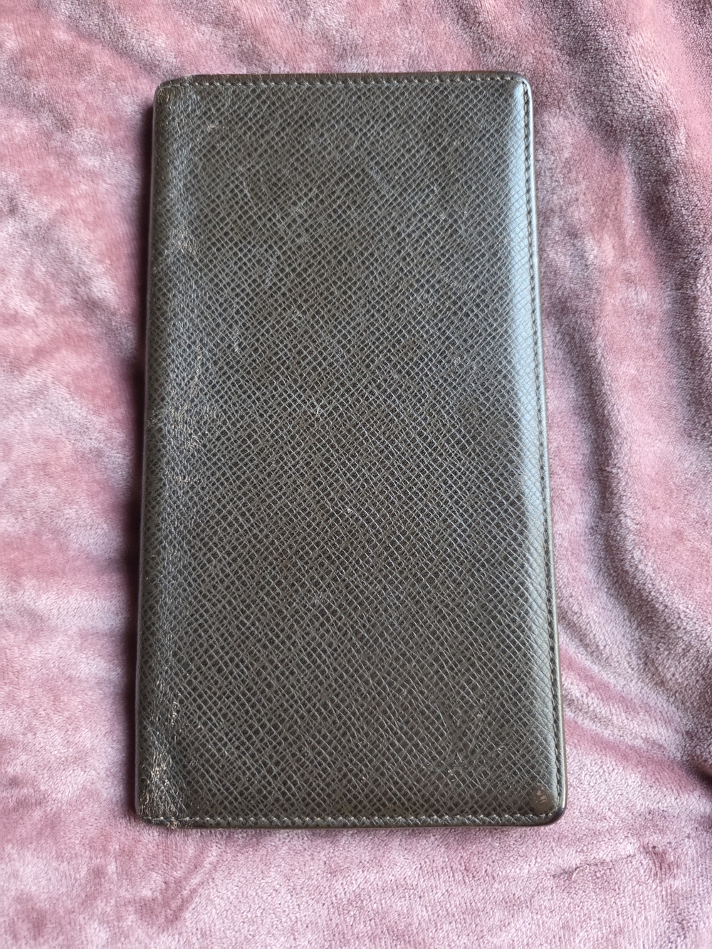 Louis Vuitton Brown Taiga Leather Bifold Long Wallet 2012